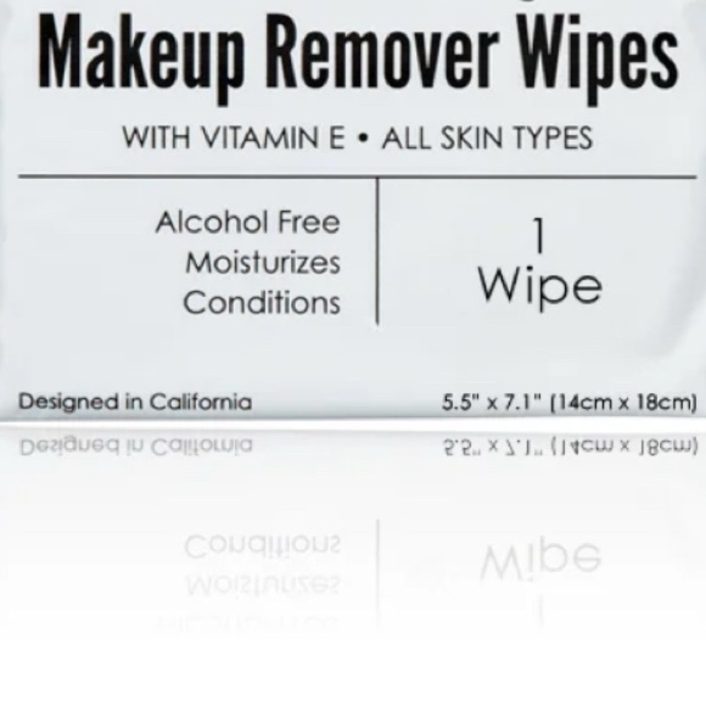 Makeup Wipes  6 pieces New